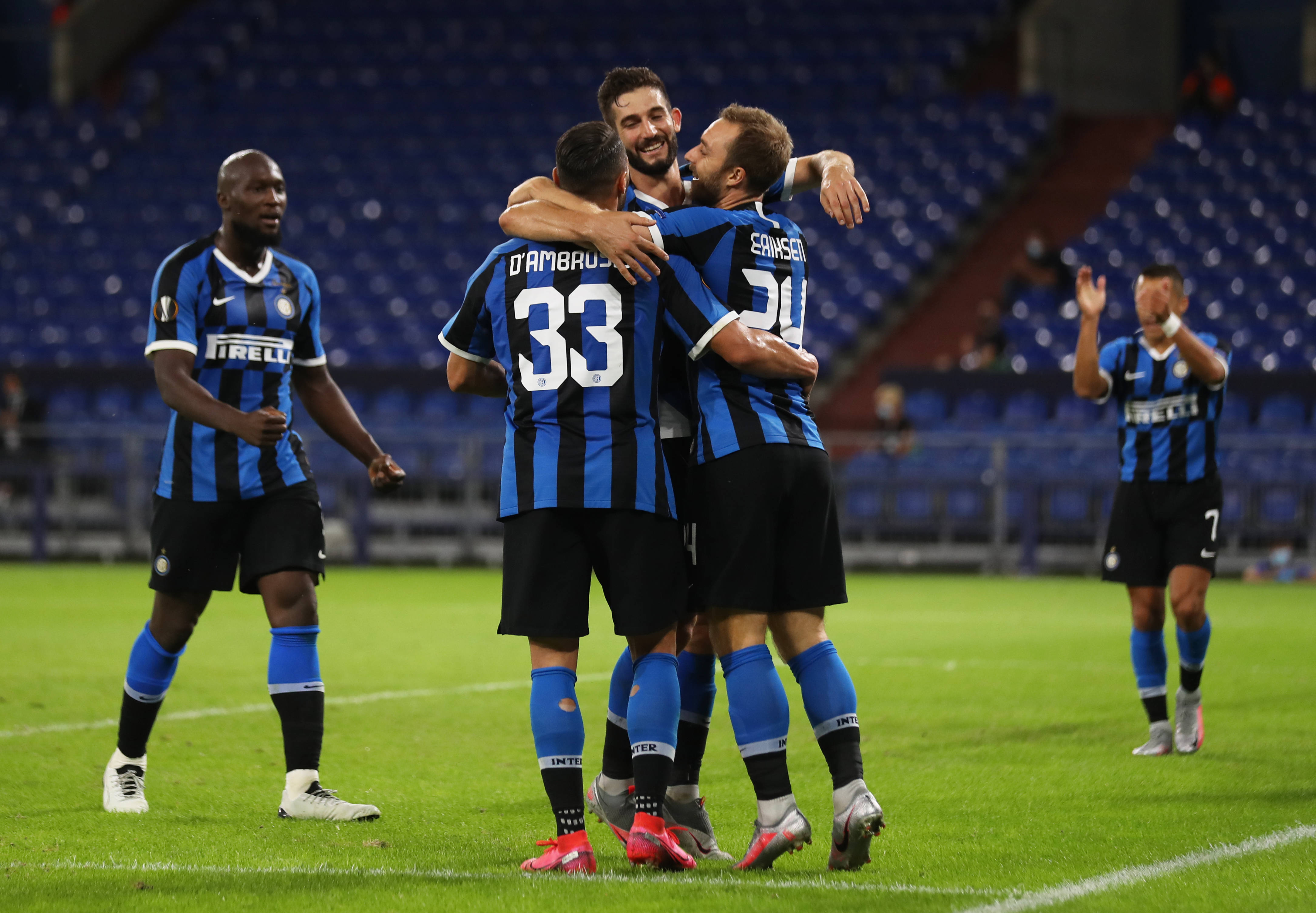 仅仅由数据 仅仅由数据